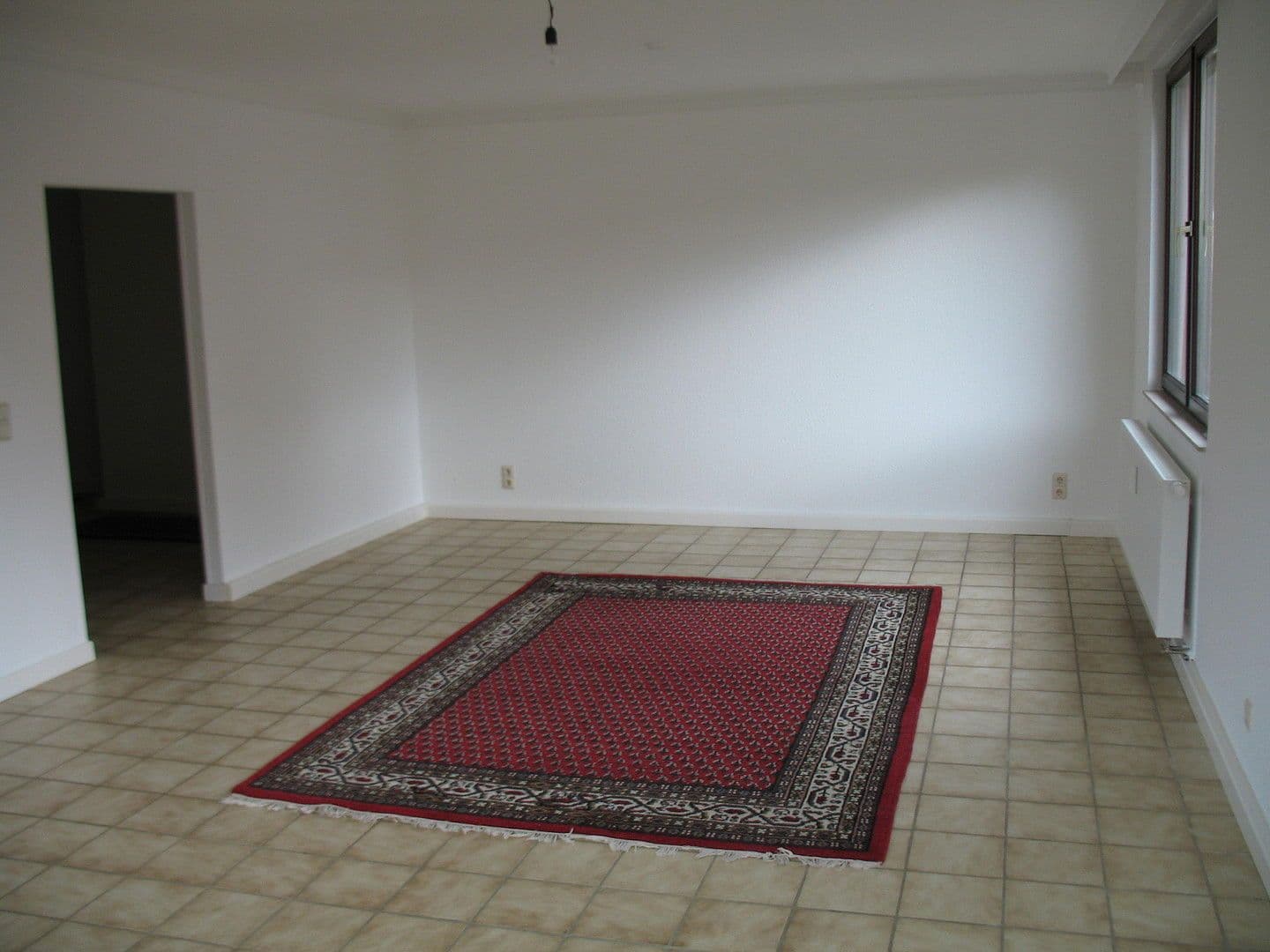 Pronájem bytu 174 m², Gänsfelderstraße 14, Zeltingen-Rachtig, Porýní-Falc Pronájem bytu 174 m², Gänsfelderstraße 14, Zeltingen-Rachtig, Porýní-Falc