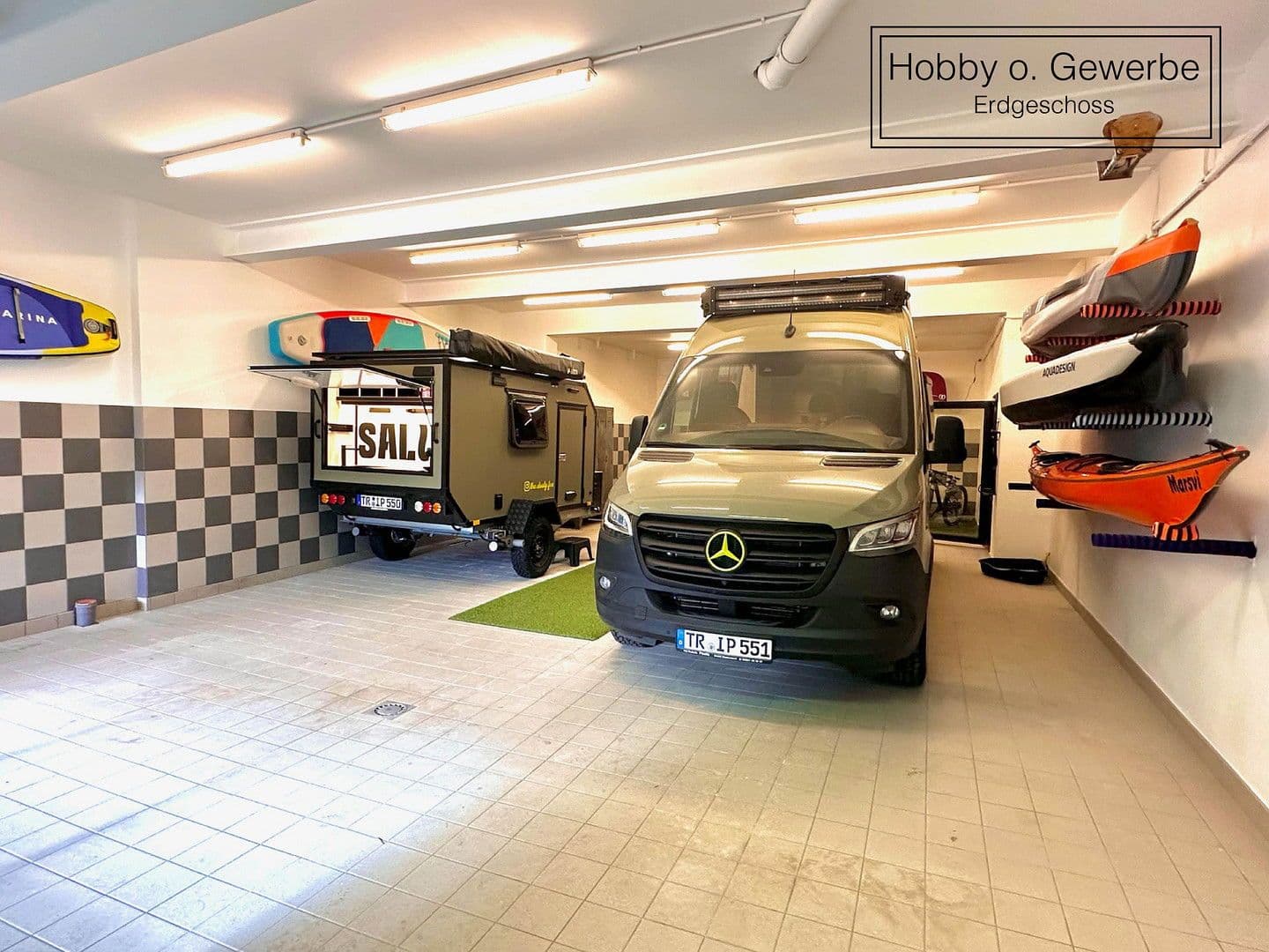 Prodej domu 384 m², pozemek 970 m², Mannebach, Porýní-Falc Prodej domu 384 m², pozemek 970 m², Mannebach, Porýní-Falc