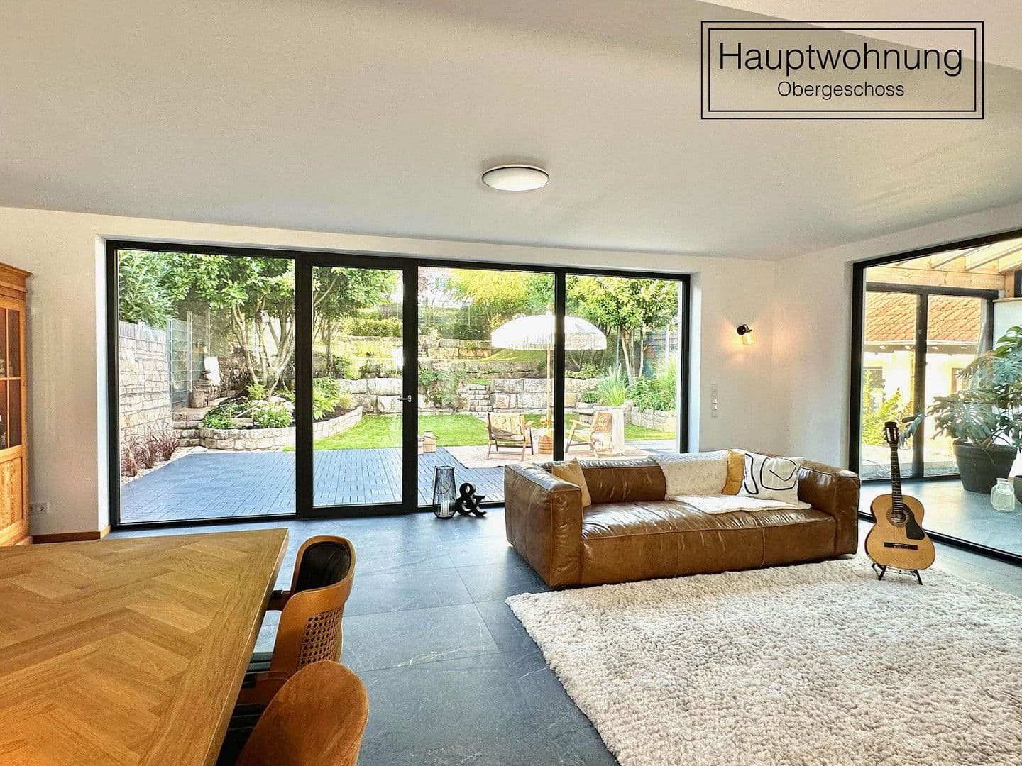 Prodej domu 384 m², pozemek 970 m², Mannebach, Porýní-Falc Prodej domu 384 m², pozemek 970 m², Mannebach, Porýní-Falc