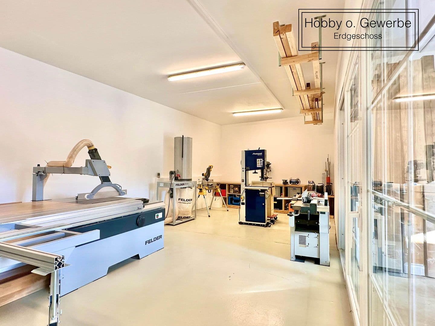 Prodej domu 384 m², pozemek 970 m², Mannebach, Porýní-Falc Prodej domu 384 m², pozemek 970 m², Mannebach, Porýní-Falc