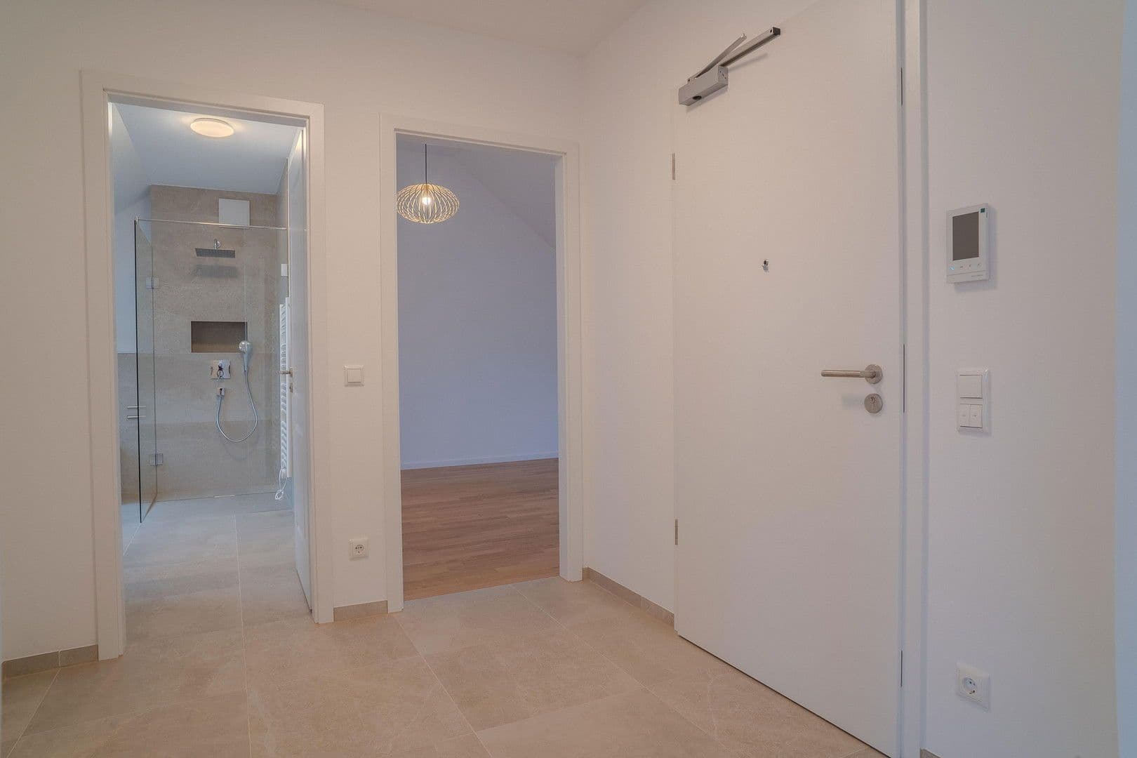 Pronájem bytu 3+1 100 m², An den Postwiesen 1, Frankfurt am Main, Hessen Pronájem bytu 3+1 100 m², An den Postwiesen 1, Frankfurt am Main, Hessen