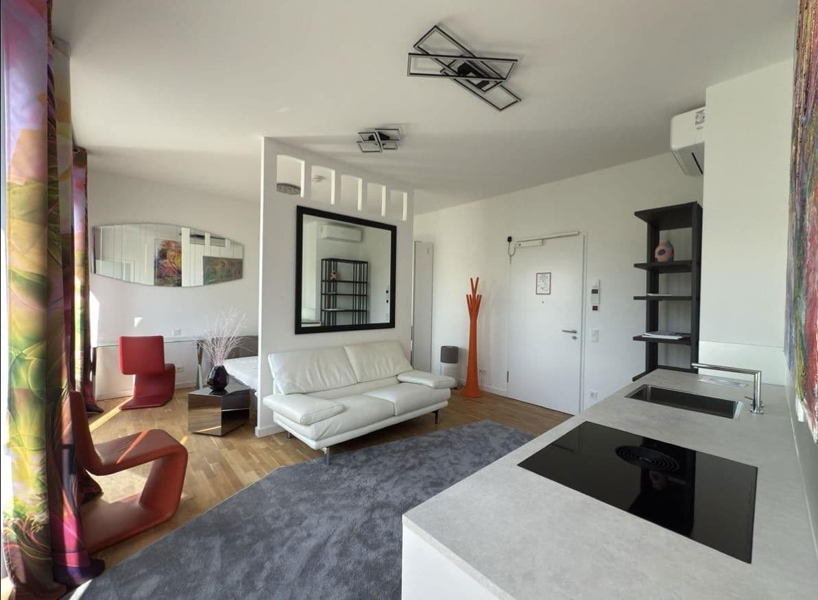 Pronájem bytu 1+kk 45 m², Berlin, Berlín Pronájem bytu 1+kk 45 m², Berlin, Berlín