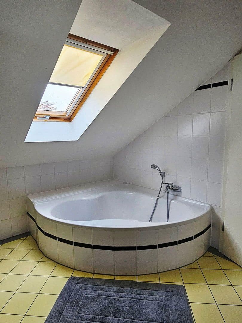 Prodej domu 165 m², pozemek 370 m², Gröbenzell, Bavorsko Prodej domu 165 m², pozemek 370 m², Gröbenzell, Bavorsko