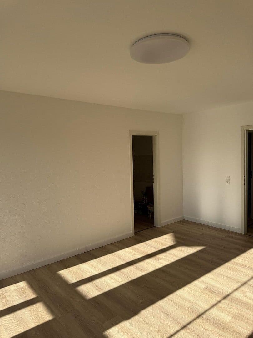 Pronájem bytu 2+1 52 m², Am Bach 15, Eisenach, Durynsko Pronájem bytu 2+1 52 m², Am Bach 15, Eisenach, Durynsko