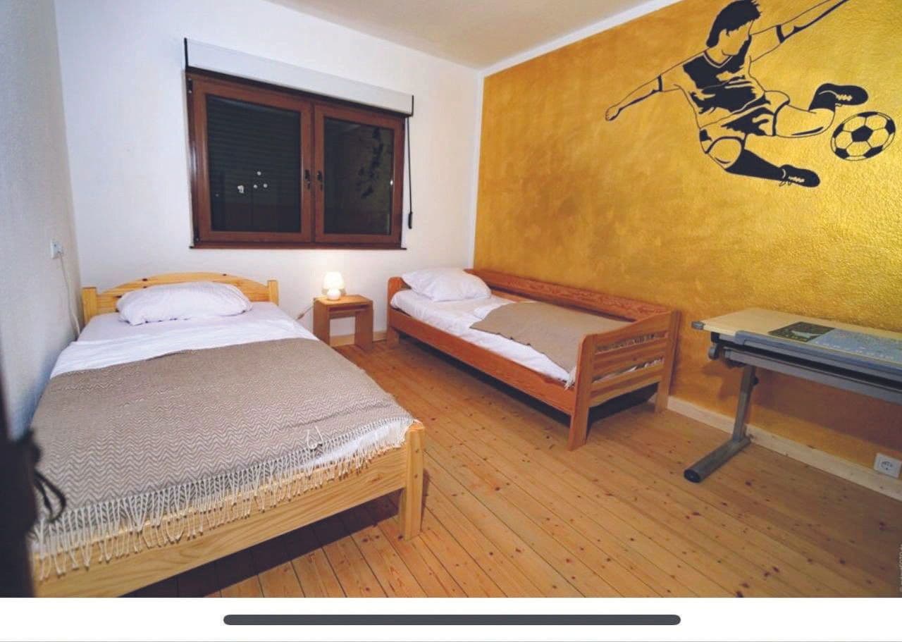 Prodej domu 170 m², pozemek 1.554 m², Müden (Mosel), Porýní-Falc Prodej domu 170 m², pozemek 1.554 m², Müden (Mosel), Porýní-Falc