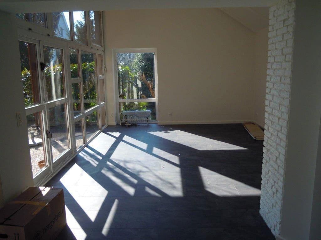 Prodej domu 160 m², pozemek 770 m², Schlosskamp, Wedel, Šlesvicko-Holštýnsko Prodej domu 160 m², pozemek 770 m², Schlosskamp, Wedel, Šlesvicko-Holštýnsko