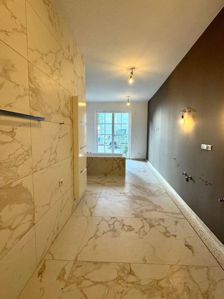 Pronájem bytu 3+1 187 m², Müggelseedamm 288, Berlin, Berlín Pronájem bytu 3+1 187 m², Müggelseedamm 288, Berlin, Berlín