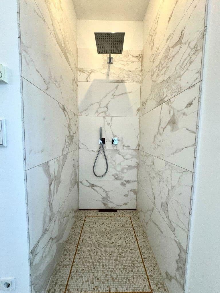 Pronájem bytu 3+1 187 m², Müggelseedamm 288, Berlin, Berlín Pronájem bytu 3+1 187 m², Müggelseedamm 288, Berlin, Berlín