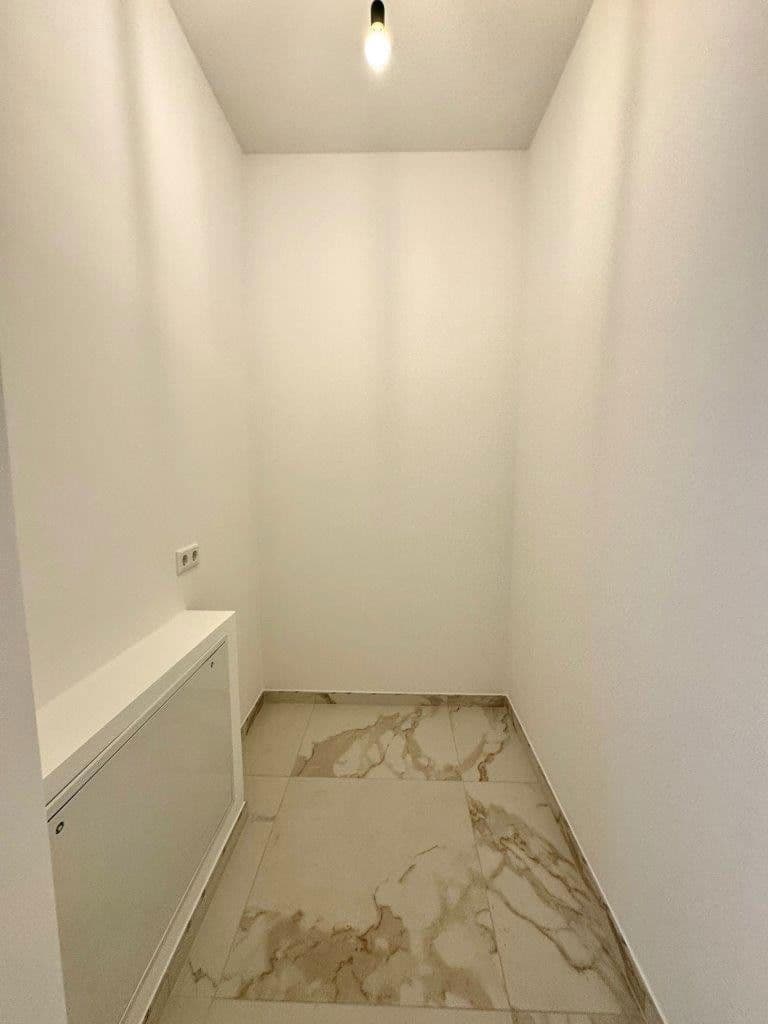 Pronájem bytu 3+1 187 m², Müggelseedamm 288, Berlin, Berlín Pronájem bytu 3+1 187 m², Müggelseedamm 288, Berlin, Berlín