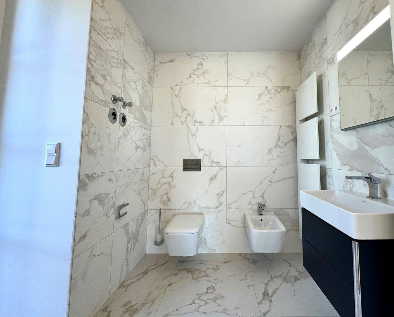 Pronájem bytu 3+1 187 m², Müggelseedamm 288, Berlin, Berlín Pronájem bytu 3+1 187 m², Müggelseedamm 288, Berlin, Berlín