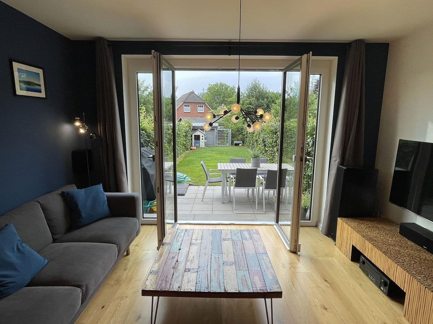 Prodej domu 121 m², pozemek 121 m², Hamburg, Hamburg Prodej domu 121 m², pozemek 121 m², Hamburg, Hamburg