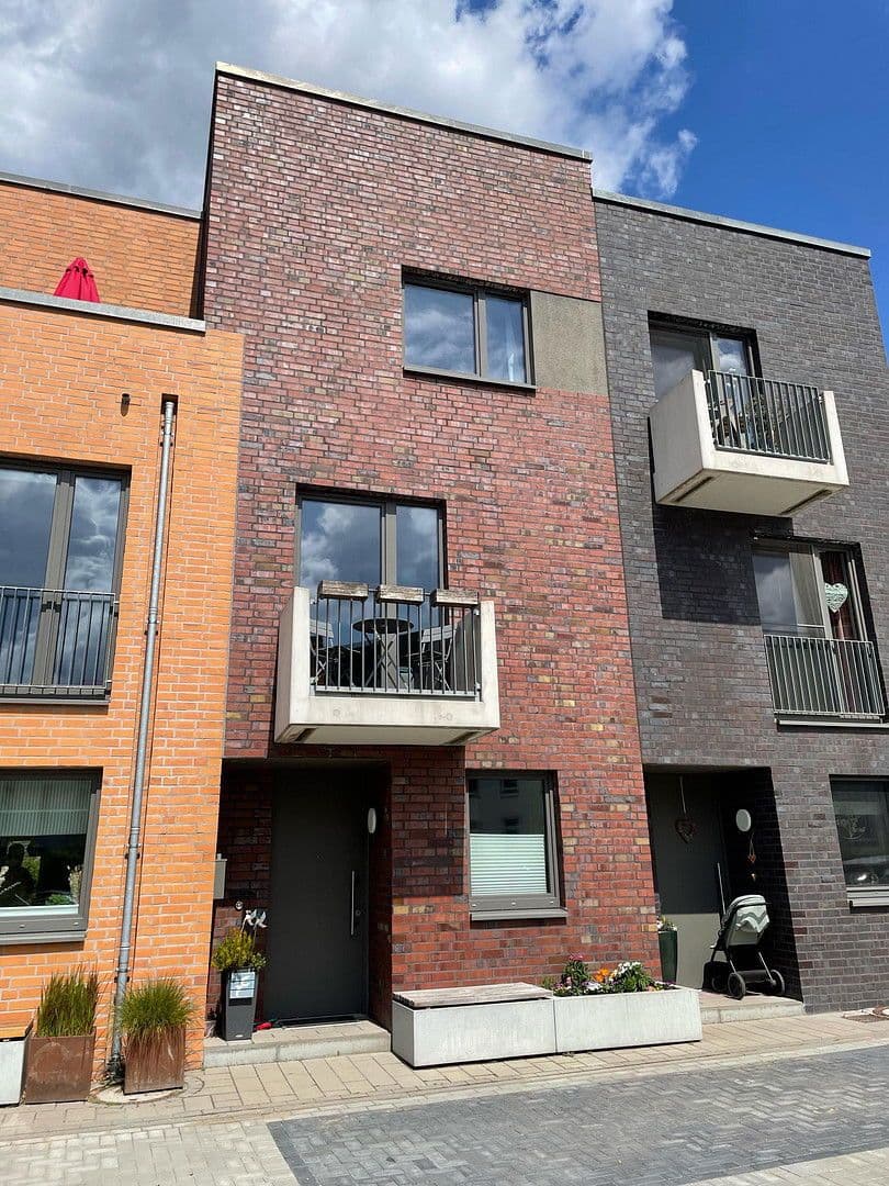 Prodej domu 121 m², pozemek 121 m², Hamburg, Hamburg Prodej domu 121 m², pozemek 121 m², Hamburg, Hamburg