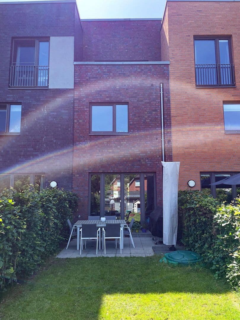 Prodej domu 121 m², pozemek 121 m², Hamburg, Hamburg Prodej domu 121 m², pozemek 121 m², Hamburg, Hamburg