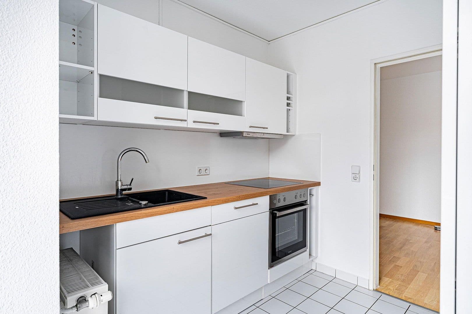 Prodej bytu 3+1 140 m², Alfred-Kowalke-Str.14, Berlin, Berlín Prodej bytu 3+1 140 m², Alfred-Kowalke-Str.14, Berlin, Berlín