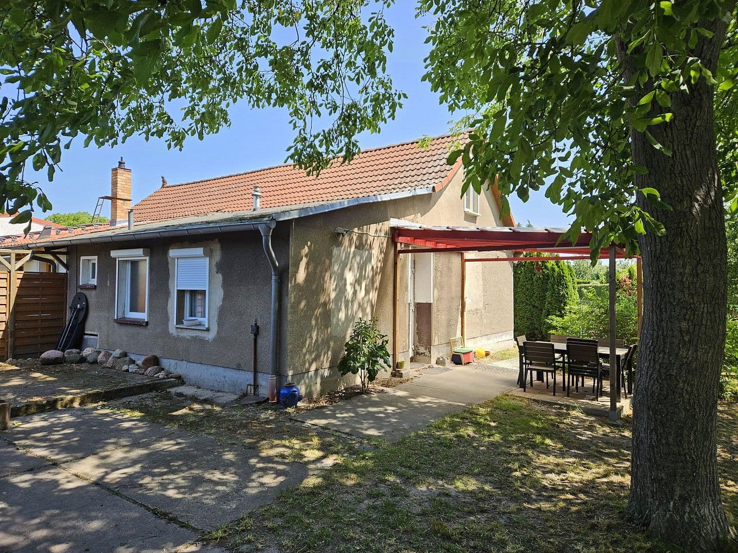 Prodej domu 63 m², pozemek 905 m², Berlin, Berlín Prodej domu 63 m², pozemek 905 m², Berlin, Berlín