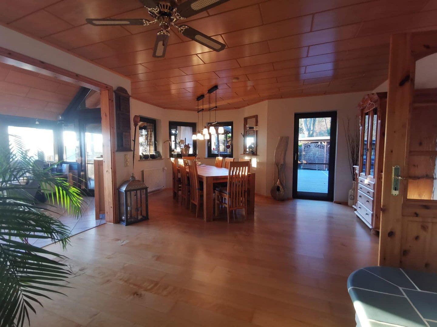 Prodej domu 260 m², pozemek 830 m², Windeck, Severní Porýní-Vestfálsko Prodej domu 260 m², pozemek 830 m², Windeck, Severní Porýní-Vestfálsko