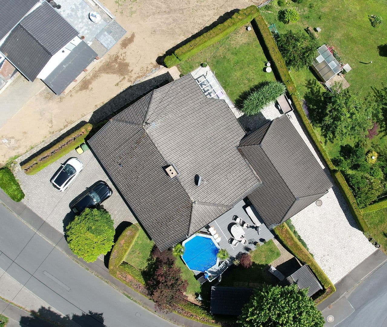 Prodej domu 260 m², pozemek 830 m², Windeck, Severní Porýní-Vestfálsko Prodej domu 260 m², pozemek 830 m², Windeck, Severní Porýní-Vestfálsko