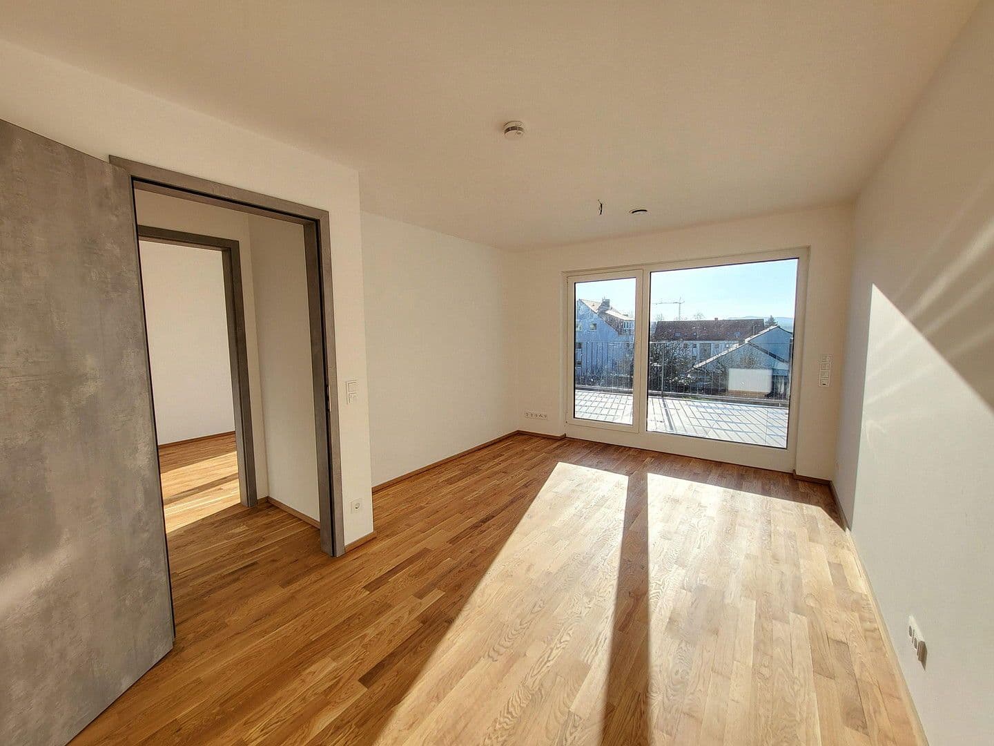 Pronájem bytu 4+1 136 m², Kehrstraße 8b, Göttingen, Dolní Sasko Pronájem bytu 4+1 136 m², Kehrstraße 8b, Göttingen, Dolní Sasko