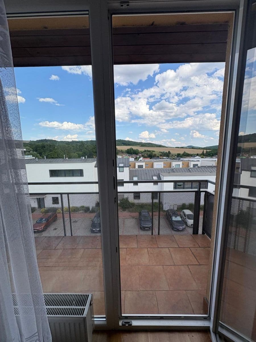 Pronájem bytu 1+kk 32 m², Břízová, Ivančice, Jihomoravský kraj Pronájem bytu 1+kk 32 m², Břízová, Ivančice, Jihomoravský kraj