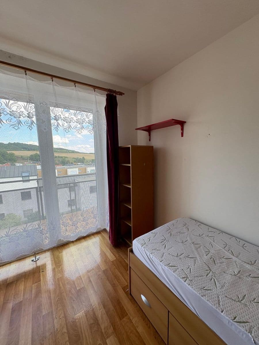 Pronájem bytu 1+kk 32 m², Břízová, Ivančice, Jihomoravský kraj Pronájem bytu 1+kk 32 m², Břízová, Ivančice, Jihomoravský kraj