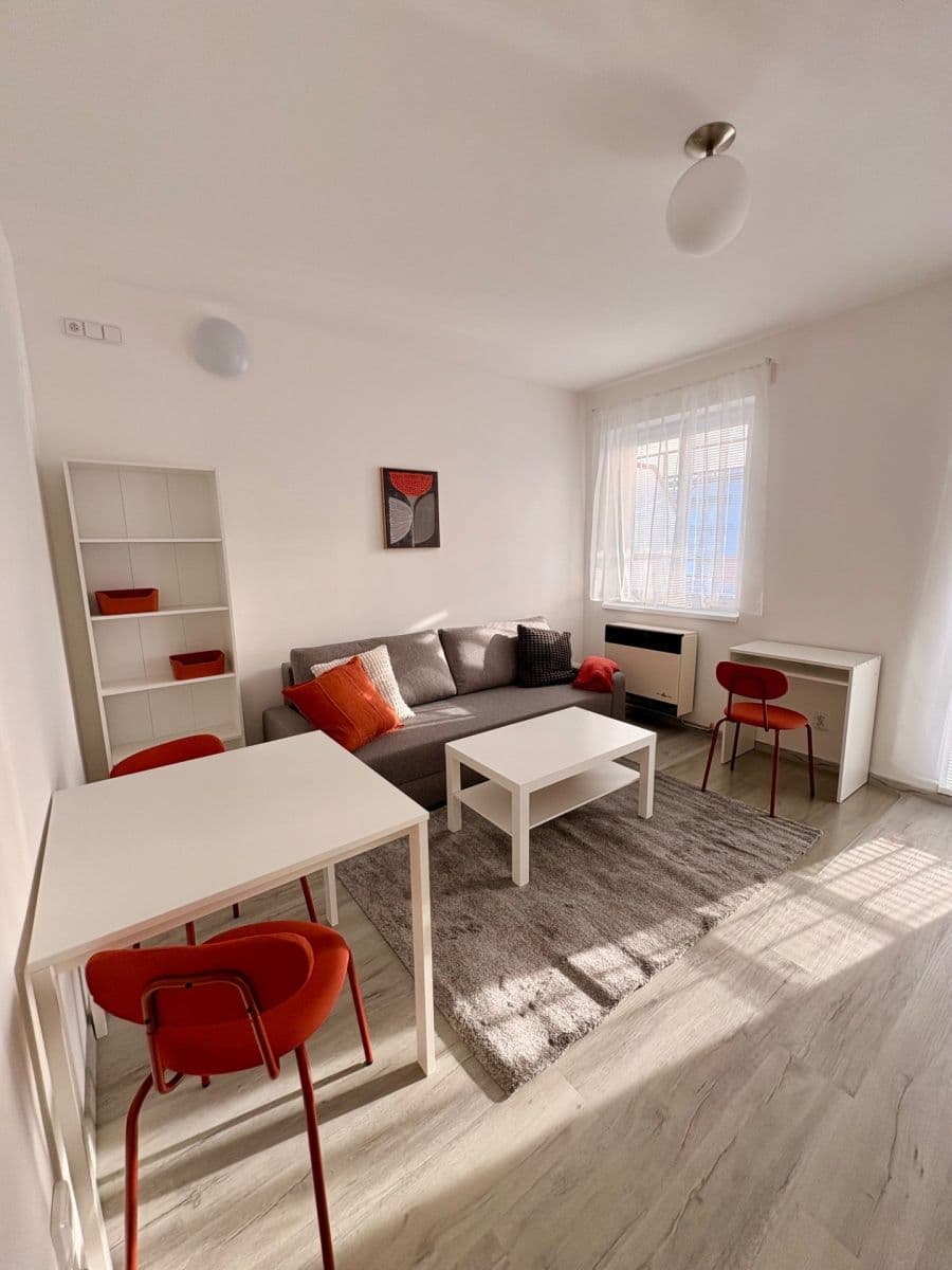 Pronájem bytu 2+kk 42 m², Kloboučnická, Praha, Praha Pronájem bytu 2+kk 42 m², Kloboučnická, Praha, Praha