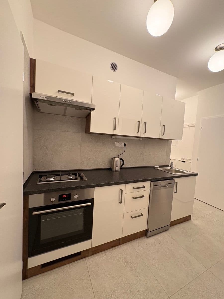 Pronájem bytu 2+kk 42 m², Kloboučnická, Praha, Praha Pronájem bytu 2+kk 42 m², Kloboučnická, Praha, Praha