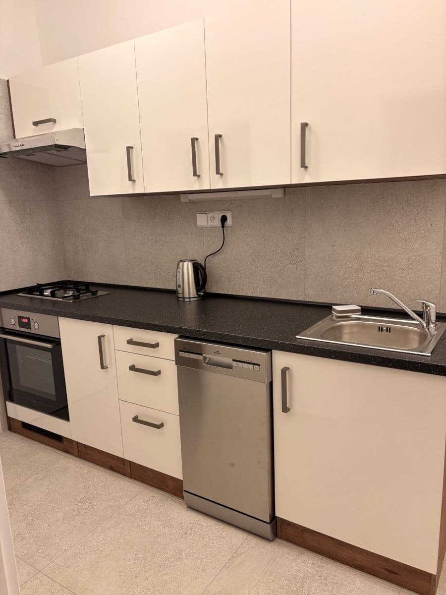 Pronájem bytu 2+kk 42 m², Kloboučnická, Praha, Praha Pronájem bytu 2+kk 42 m², Kloboučnická, Praha, Praha