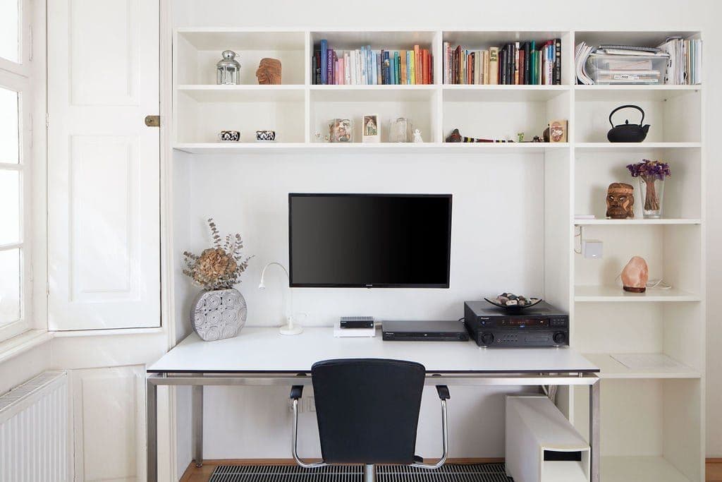 Pronájem bytu 40 m², Karmelitská, Praha, Praha Pronájem bytu 40 m², Karmelitská, Praha, Praha