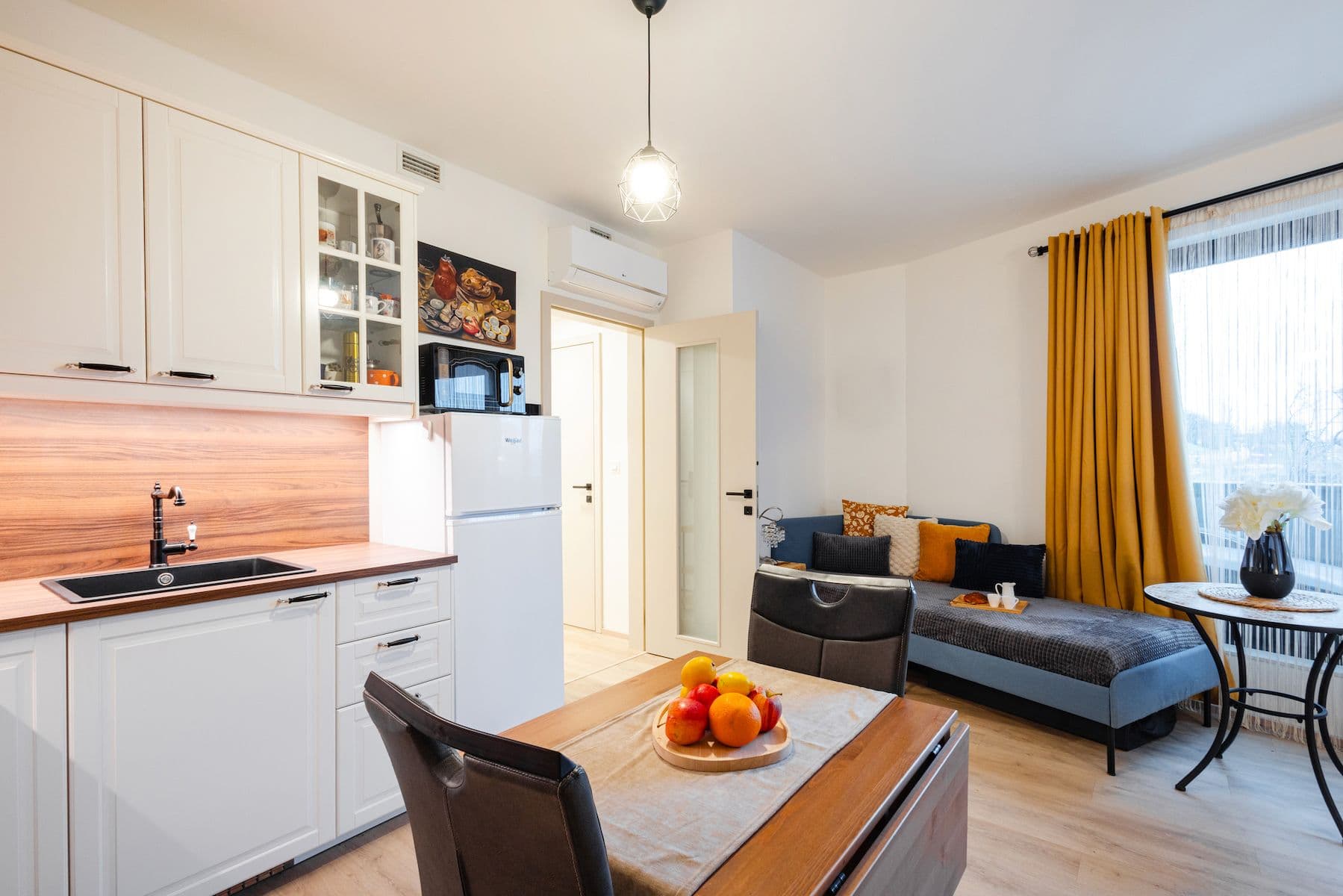 Prodej bytu 1+kk 48 m², Basilejské náměstí, Praha, Praha Prodej bytu 1+kk 48 m², Basilejské náměstí, Praha, Praha