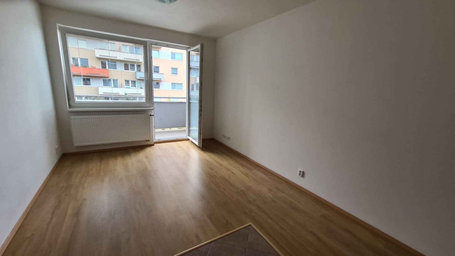 Prodej bytu 1+kk 26 m², Hornoměcholupská, Praha, Praha Prodej bytu 1+kk 26 m², Hornoměcholupská, Praha, Praha