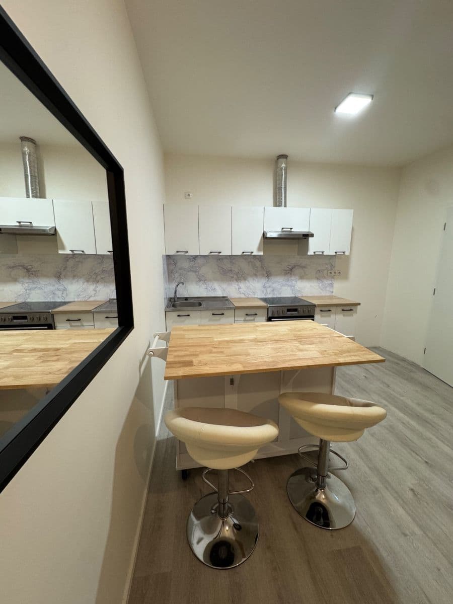 Pronájem bytu 1+kk 37 m², Petra Bezruče, Jevíčko, Pardubický kraj Pronájem bytu 1+kk 37 m², Petra Bezruče, Jevíčko, Pardubický kraj