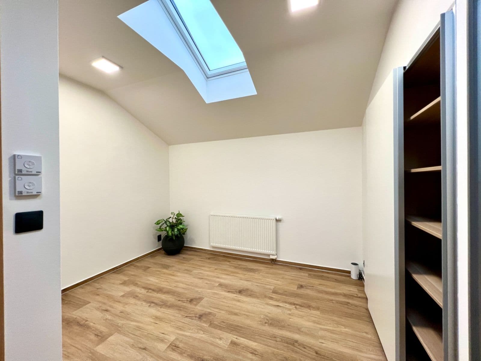 Pronájem bytu 3+kk 118 m², V Zeleném údolí, Praha, Praha Pronájem bytu 3+kk 118 m², V Zeleném údolí, Praha, Praha