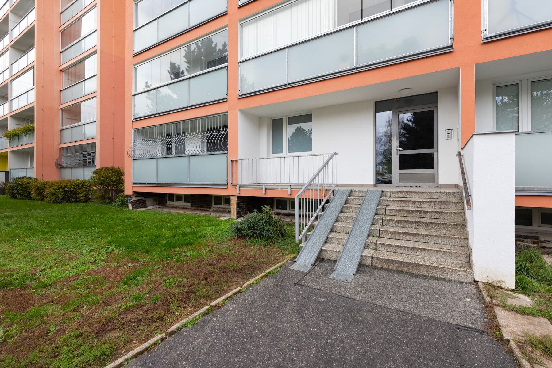 Prodej bytu 2+kk 43 m², Kurčatovova, Praha, Praha Prodej bytu 2+kk 43 m², Kurčatovova, Praha, Praha