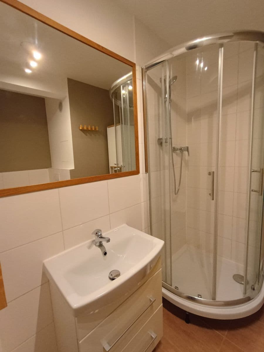 Pronájem bytu 1+1 40 m², Weberova, Praha, Praha Pronájem bytu 1+1 40 m², Weberova, Praha, Praha