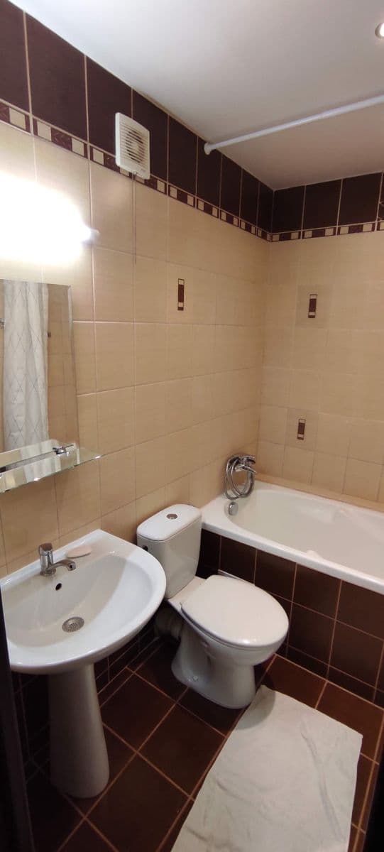 Pronájem bytu 1+1 26 m², Repašského, Dúbravka, Bratislavský kraj Pronájem bytu 1+1 26 m², Repašského, Dúbravka, Bratislavský kraj