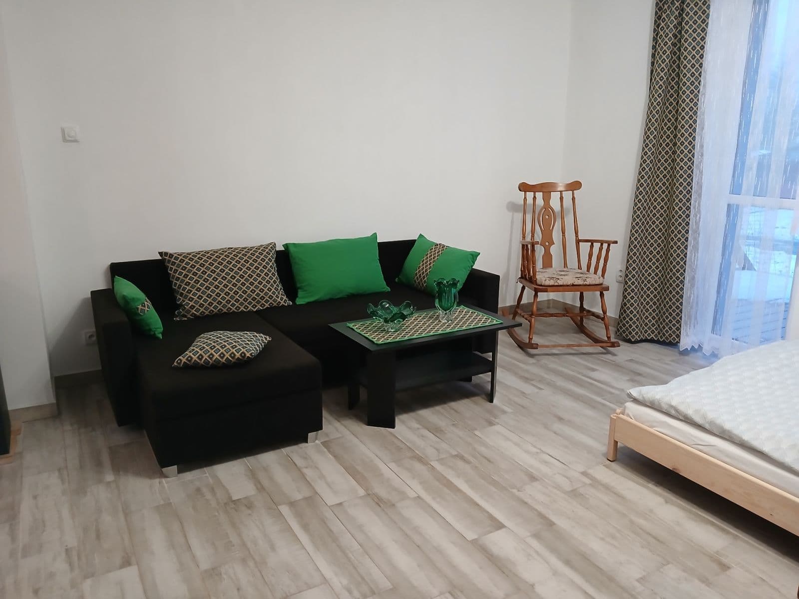 Pronájem bytu 1+kk 60 m², Merboltice, Ústecký kraj Pronájem bytu 1+kk 60 m², Merboltice, Ústecký kraj