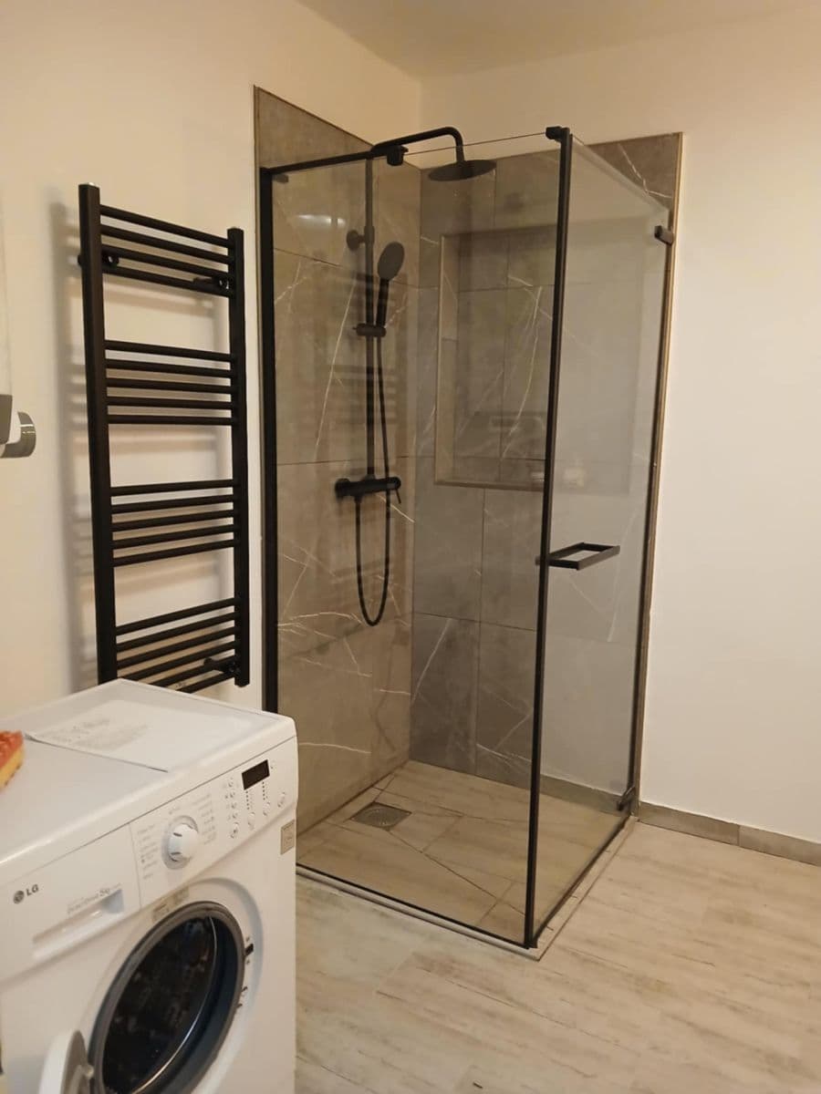 Pronájem bytu 1+kk 60 m², Merboltice, Ústecký kraj Pronájem bytu 1+kk 60 m², Merboltice, Ústecký kraj