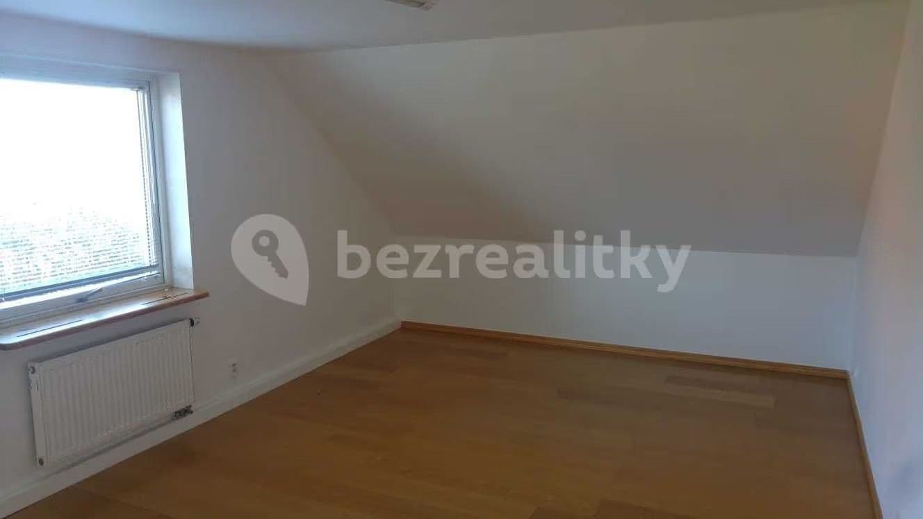 Prodej domu 113 m², pozemek 691 m², Podhořská, Praha, Praha Prodej domu 113 m², pozemek 691 m², Podhořská, Praha, Praha