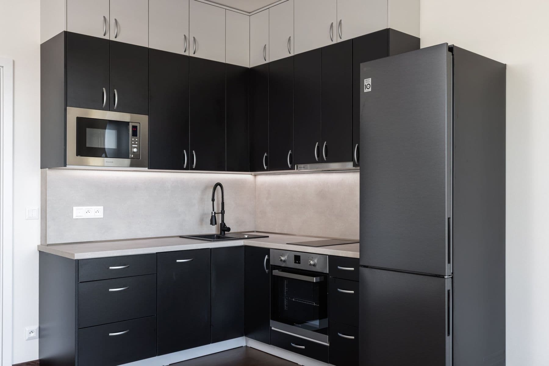 Pronájem bytu 1+kk 27 m², Hasilova, Praha, Praha Pronájem bytu 1+kk 27 m², Hasilova, Praha, Praha