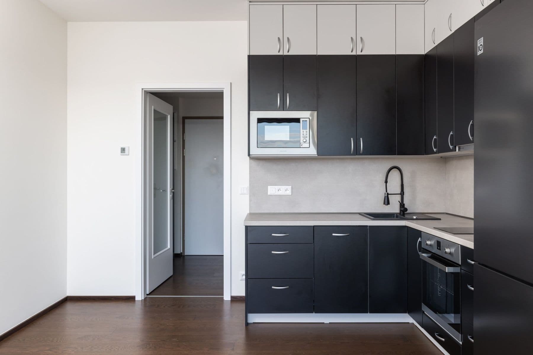 Pronájem bytu 1+kk 27 m², Hasilova, Praha, Praha Pronájem bytu 1+kk 27 m², Hasilova, Praha, Praha