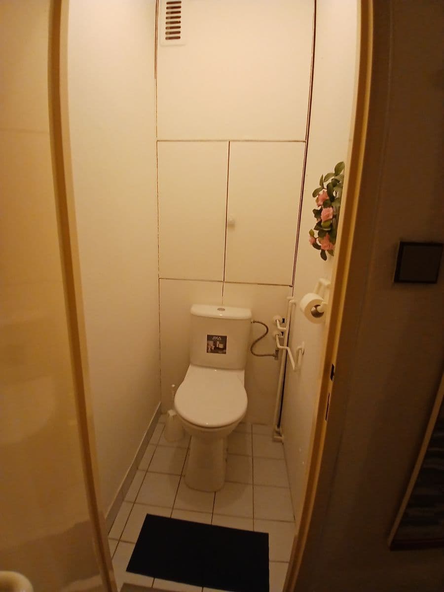 Pronájem bytu 2+1 56 m², Tyršova, Zlín, Zlínský kraj Pronájem bytu 2+1 56 m², Tyršova, Zlín, Zlínský kraj