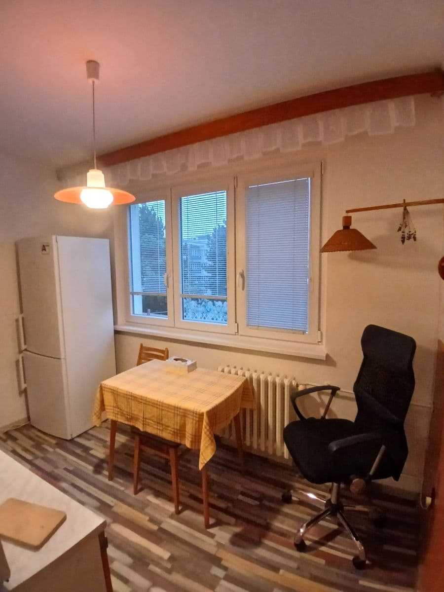Pronájem bytu 2+1 56 m², Tyršova, Zlín, Zlínský kraj Pronájem bytu 2+1 56 m², Tyršova, Zlín, Zlínský kraj