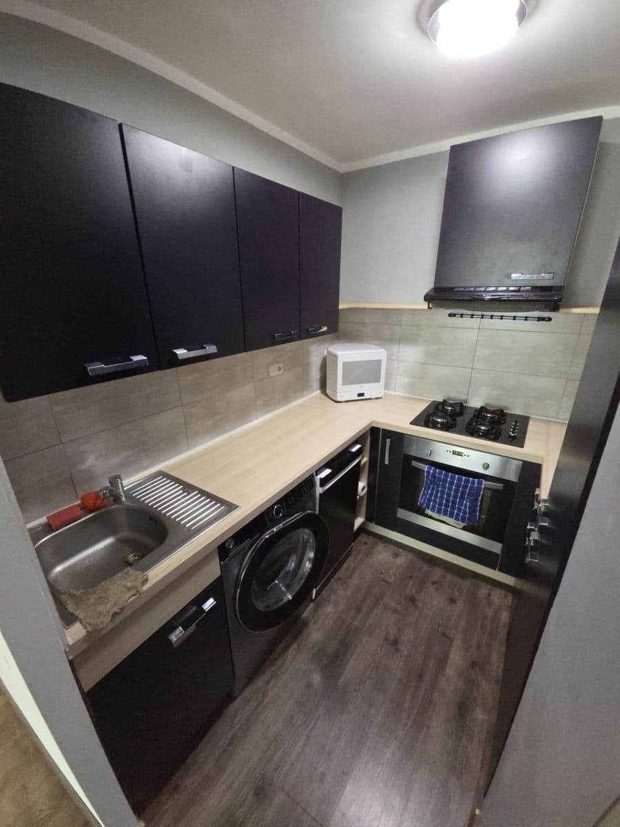 Pronájem bytu 2+kk 42 m², Mendelova, Praha, Praha Pronájem bytu 2+kk 42 m², Mendelova, Praha, Praha