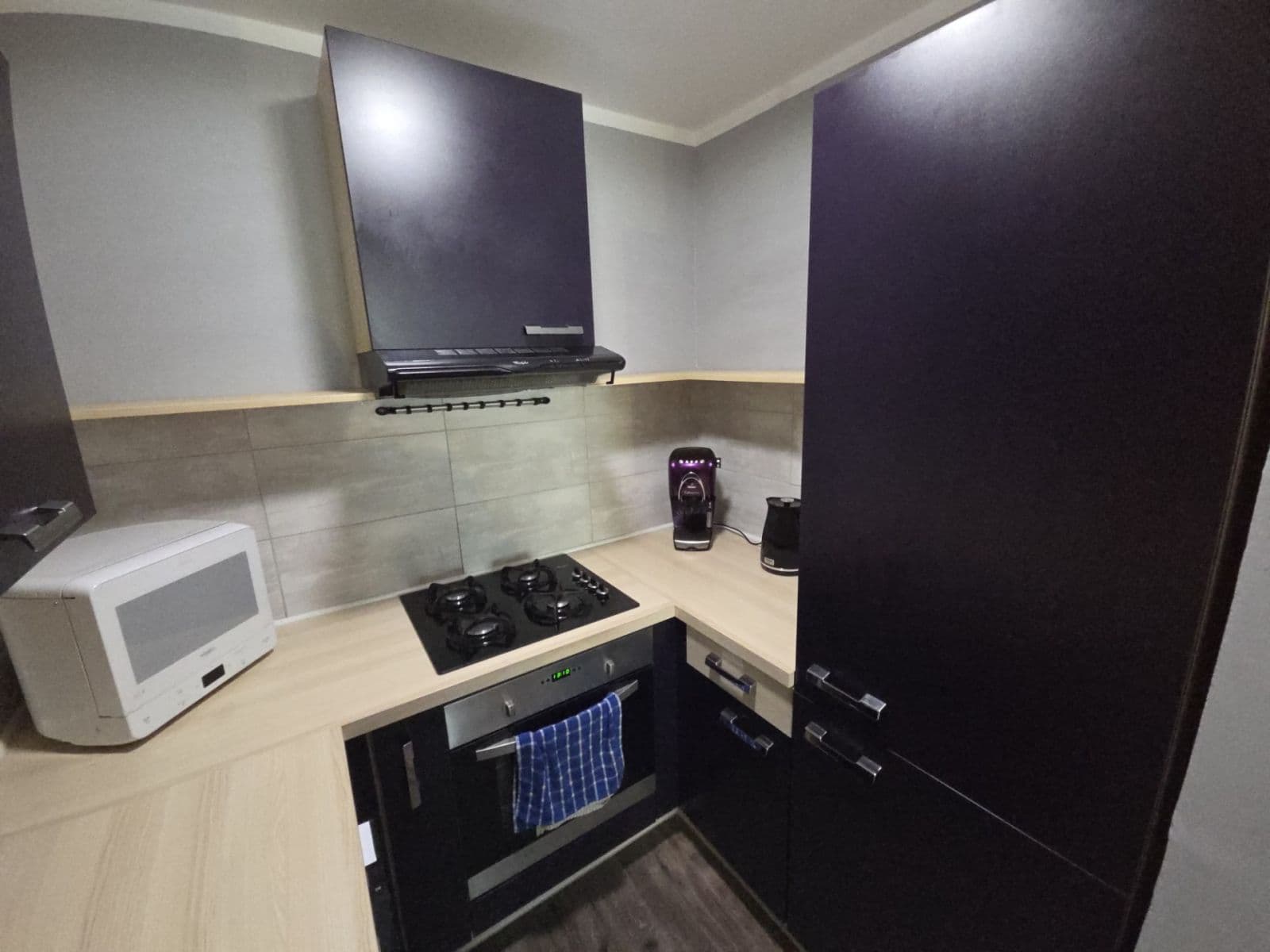 Pronájem bytu 2+kk 42 m², Mendelova, Praha, Praha Pronájem bytu 2+kk 42 m², Mendelova, Praha, Praha