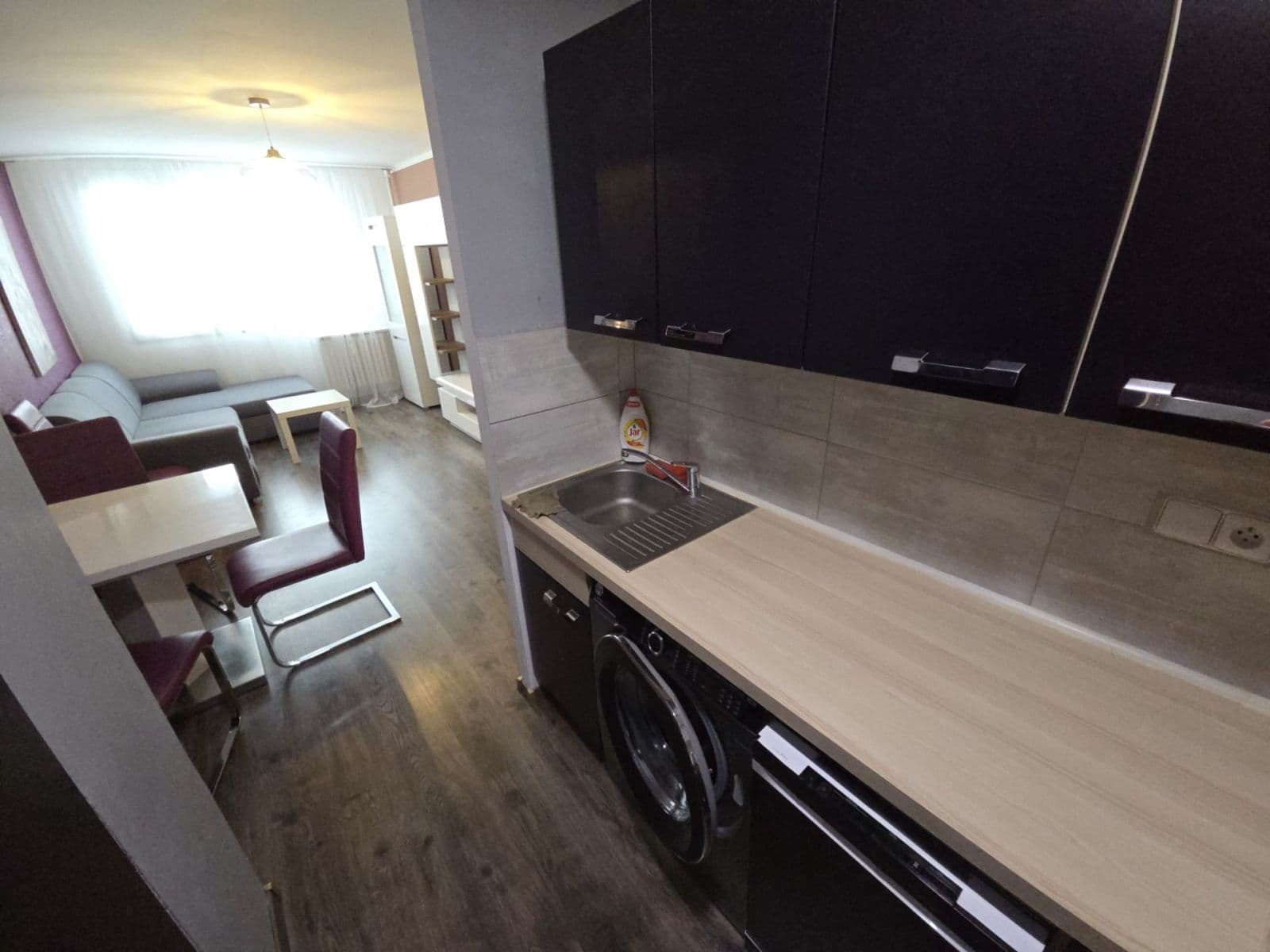 Pronájem bytu 2+kk 42 m², Mendelova, Praha, Praha Pronájem bytu 2+kk 42 m², Mendelova, Praha, Praha