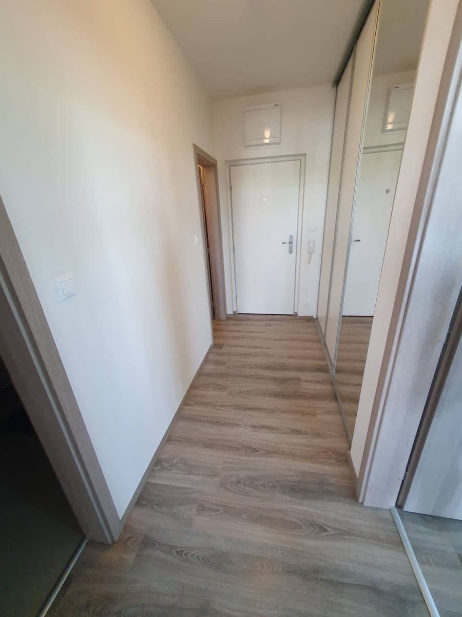 Pronájem bytu 2+kk 61 m², Edvarda Beneše, Olomouc, Olomoucký kraj Pronájem bytu 2+kk 61 m², Edvarda Beneše, Olomouc, Olomoucký kraj