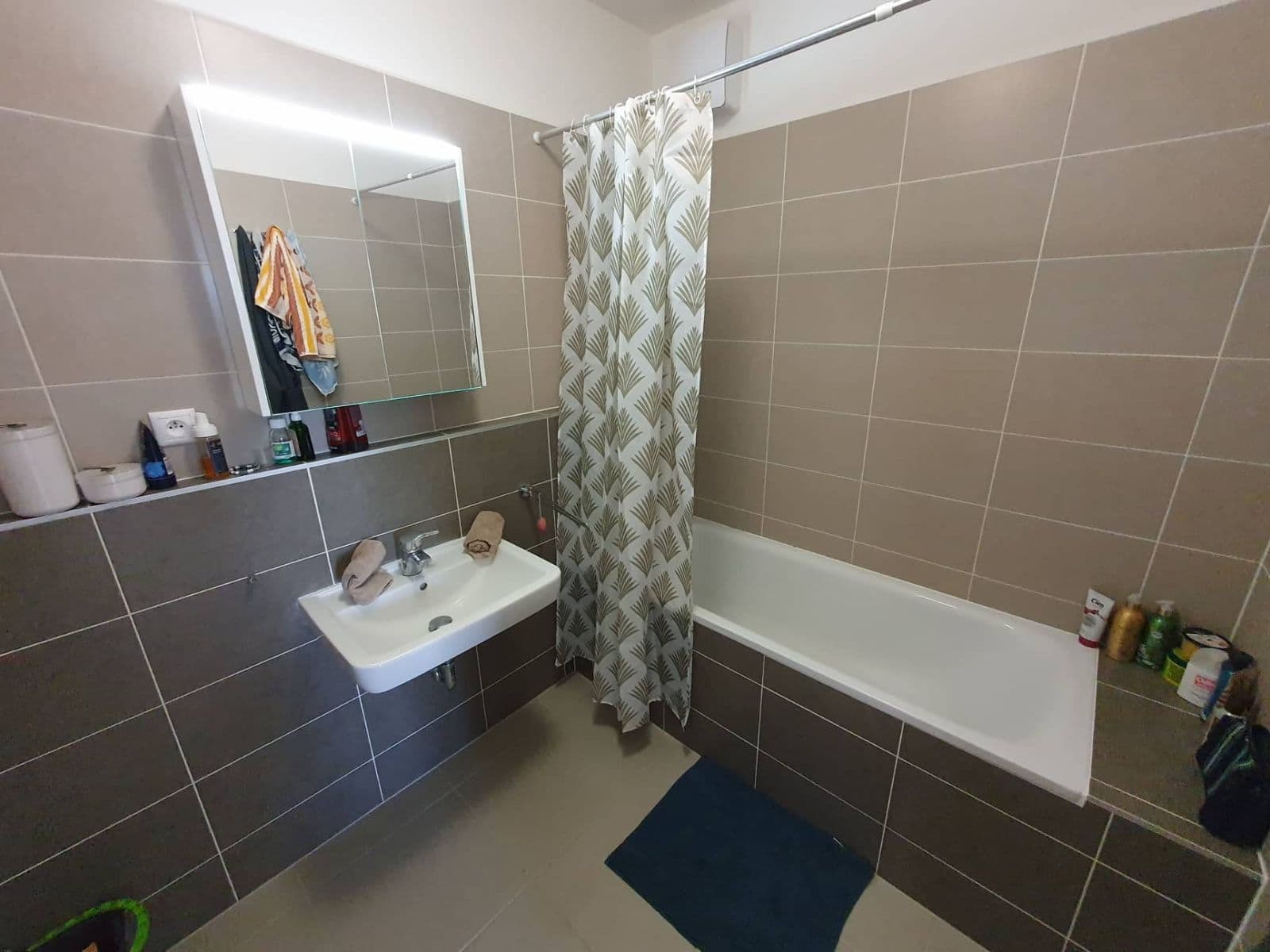 Pronájem bytu 2+kk 61 m², Edvarda Beneše, Olomouc, Olomoucký kraj Pronájem bytu 2+kk 61 m², Edvarda Beneše, Olomouc, Olomoucký kraj