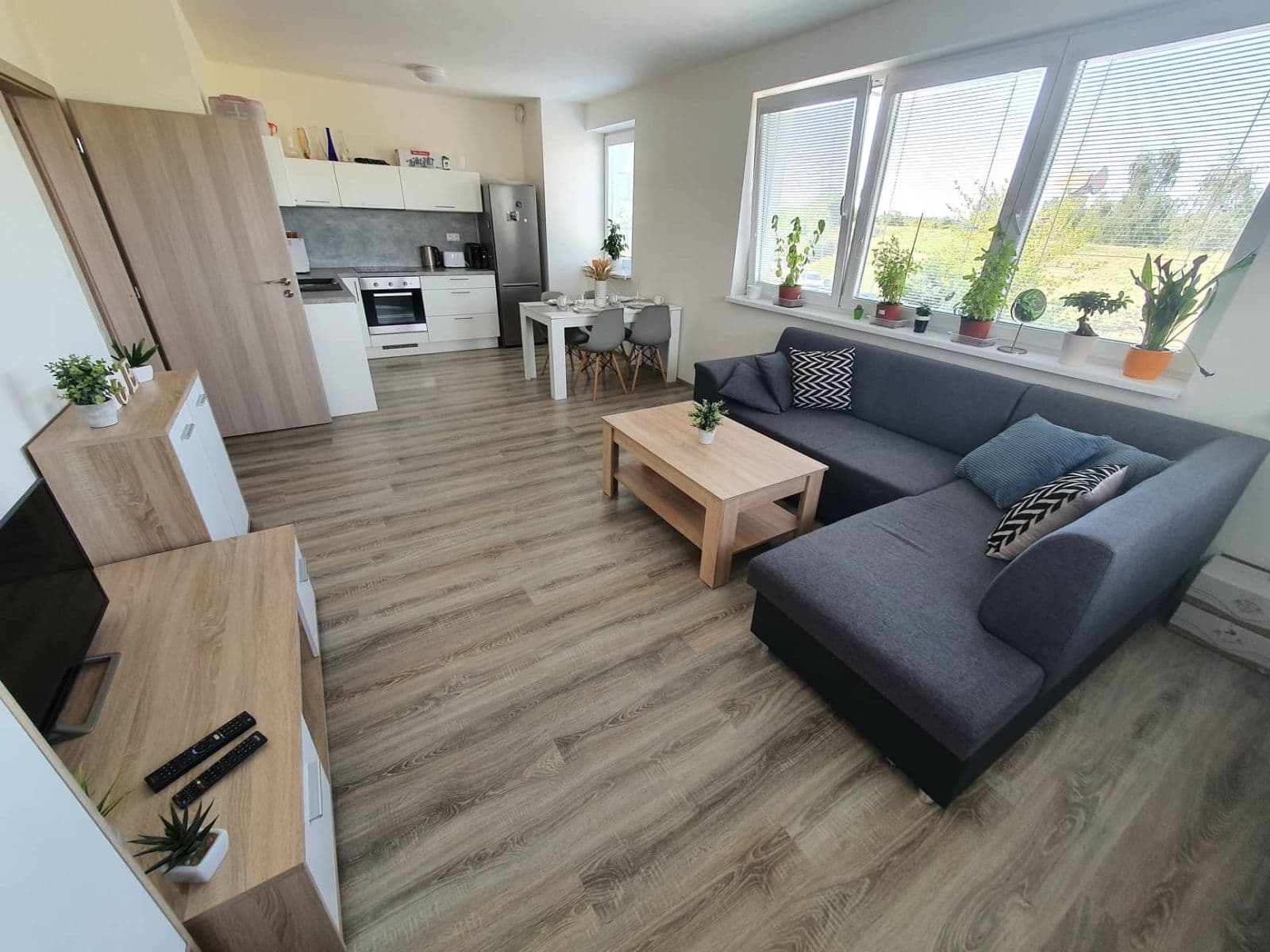 Pronájem bytu 2+kk 61 m², Edvarda Beneše, Olomouc, Olomoucký kraj Pronájem bytu 2+kk 61 m², Edvarda Beneše, Olomouc, Olomoucký kraj