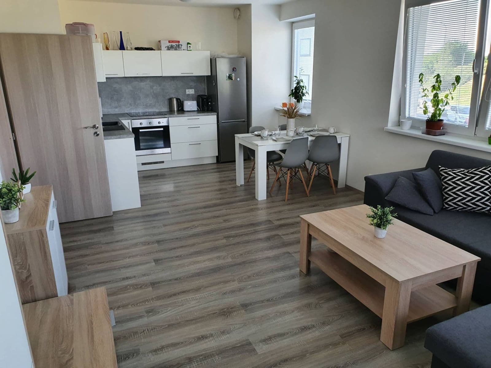 Pronájem bytu 2+kk 61 m², Edvarda Beneše, Olomouc, Olomoucký kraj Pronájem bytu 2+kk 61 m², Edvarda Beneše, Olomouc, Olomoucký kraj