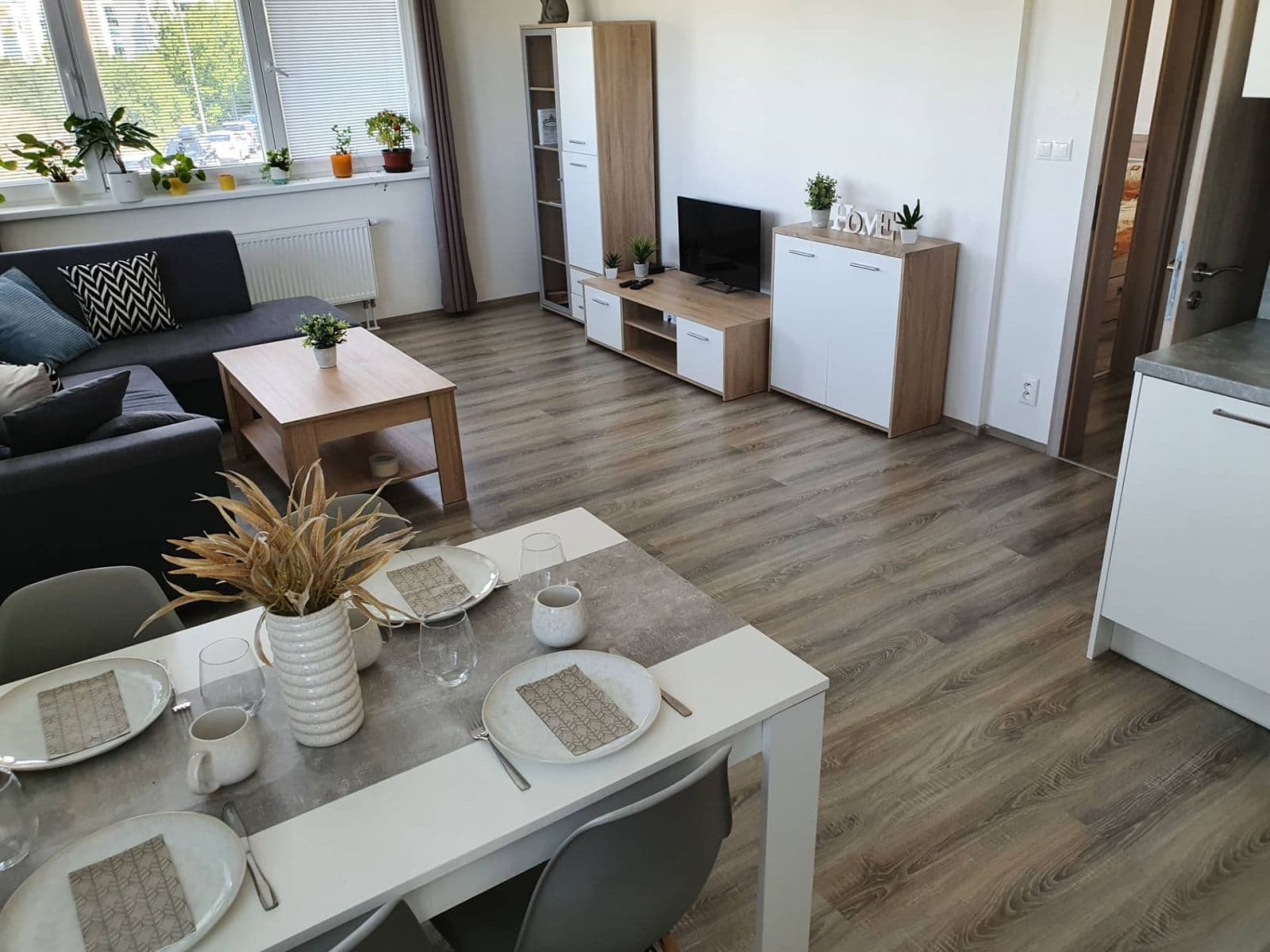 Pronájem bytu 2+kk 61 m², Edvarda Beneše, Olomouc, Olomoucký kraj Pronájem bytu 2+kk 61 m², Edvarda Beneše, Olomouc, Olomoucký kraj